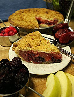 Apple Mountain Berry Pie